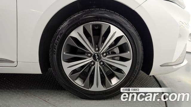 Kia K8 2021 — ფოტო 5/20