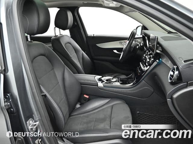Mercedes-Benz GLC-Class 2019 — ფოტო 8/20