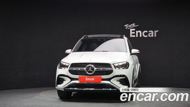 Mercedes-Benz GLE-Class 2025 — ფოტო 9/20