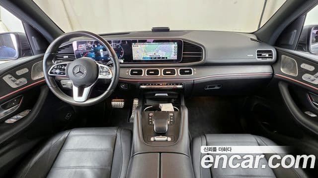 Mercedes-Benz GLS-Class 2022 — Photo 10/20
