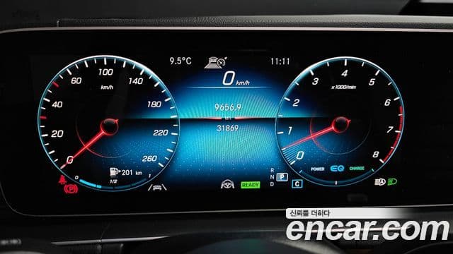 Mercedes-Benz GLE-Class 2021 — Photo 2/20