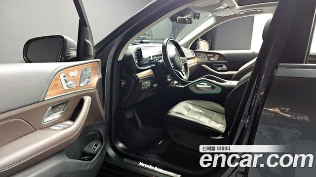 Mercedes-Benz GLE-Class 2021 — Şəkil 12/20