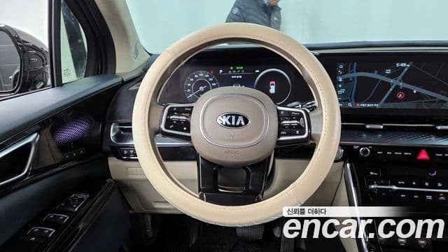 Kia Carnival 2021 — Şəkil 13/20