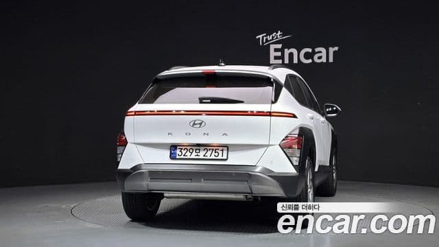 Hyundai Kona Hybrid 2023 — ფოტო 3/20