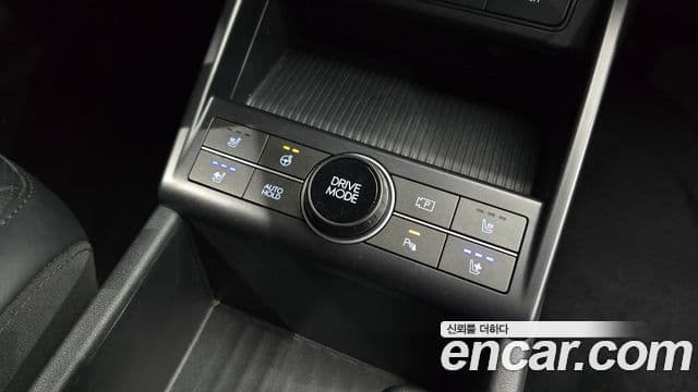 Hyundai Kona Hybrid 2023 — ფოტო 4/20