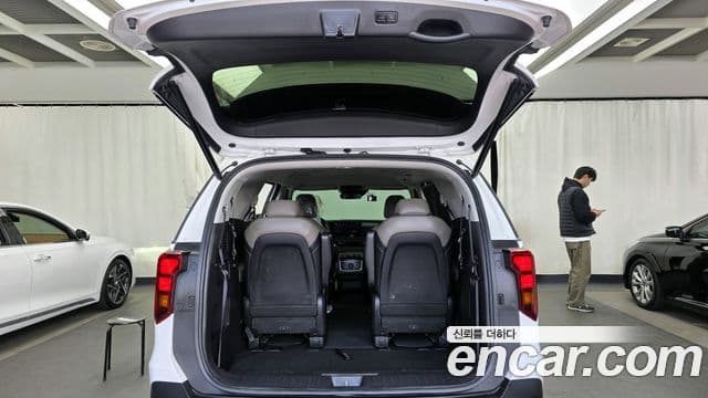 Kia Carnival 2024 — Şəkil 4/20