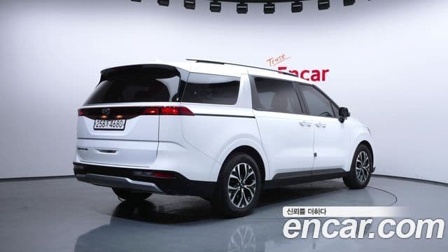 Kia Carnival 2021 — Şəkil 2/20