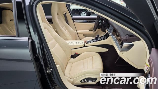 Porsche Panamera 2018 — Şəkil 10/20