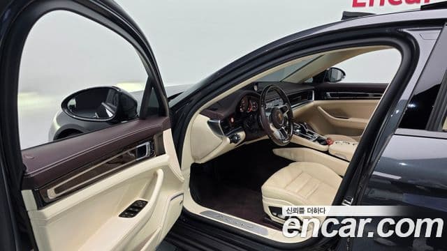 Porsche Panamera 2018 — Şəkil 11/20