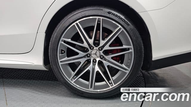 Mercedes-Benz AMG GT 2022 — Photo 4/31