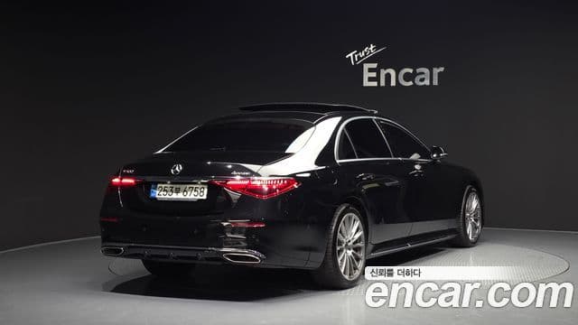 Mercedes-Benz S-Class 2021 — Photo 5/20
