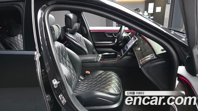 Mercedes-Benz S-Class 2021 — Photo 19/20