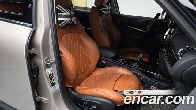 Mini Cooper Clubman 2022 — Şəkil 10/20