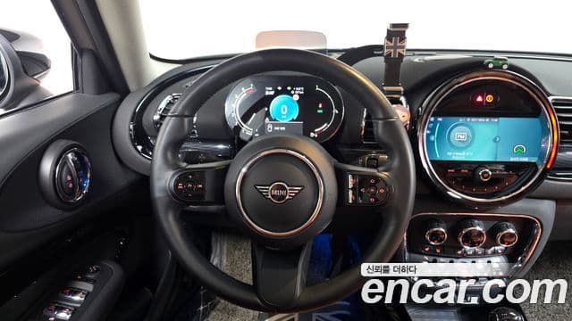Mini Cooper Clubman 2022 — Photo 8/20
