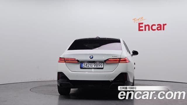 BMW 5 Series 2024 — Şəkil 3/20