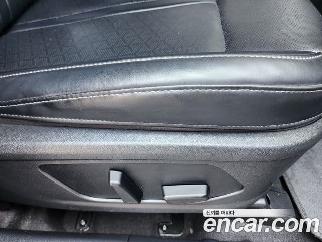 Kia Sorento 2022 — Фото 12/20