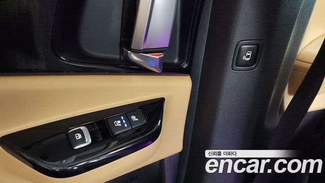 Kia Carnival 2020 — Şəkil 19/20