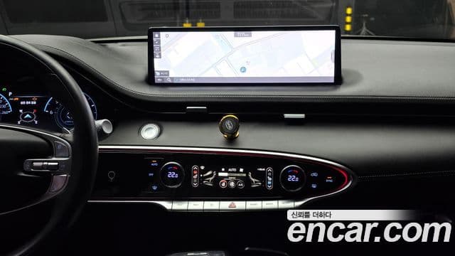 Genesis GV70 2021 — фото 15 из 20