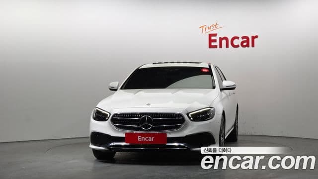 Mercedes-Benz E-Class 2021 — ფოტო 3/20
