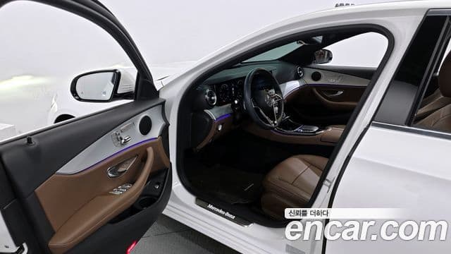 Mercedes-Benz E-Class 2021 — ფოტო 10/20