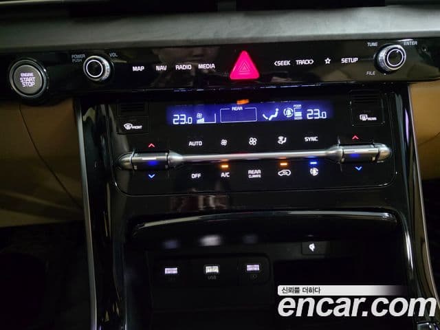 Kia Carnival 2023 — Şəkil 12/20