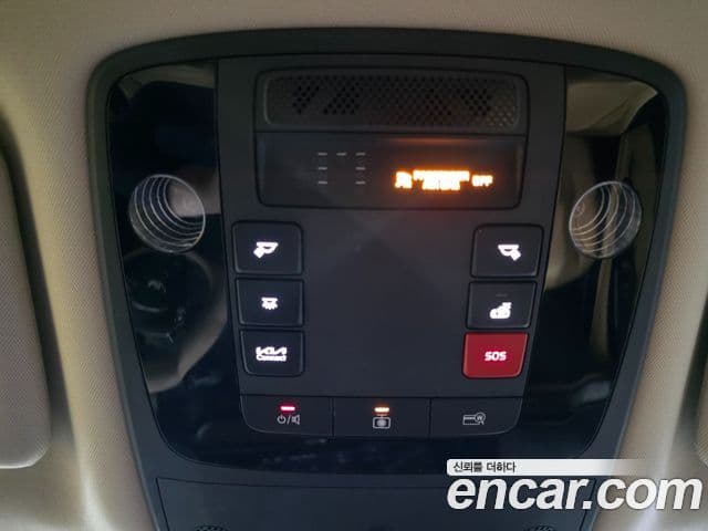 Kia Carnival 2023 — Şəkil 16/20