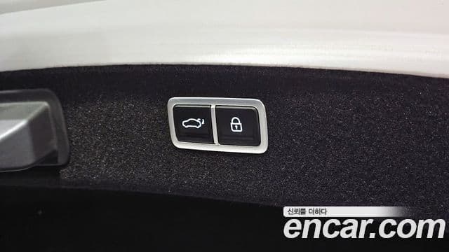 Genesis Electrified G80 2023 — ფოტო 16/20