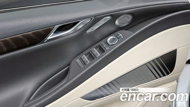 Genesis Electrified G80 2023 — ფოტო 18/20