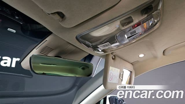Genesis Electrified G80 2023 — ფოტო 19/20