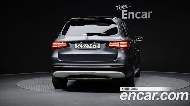 Mercedes-Benz GLC-Class 2019 — Фото 4/20