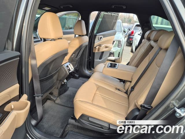 Kia Sorento 2024 — фото 10 из 20