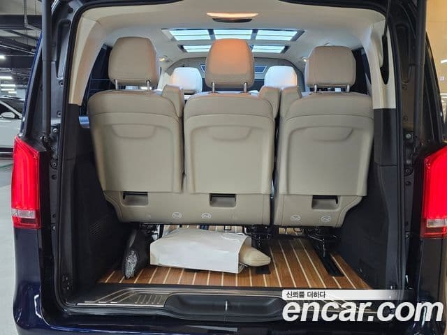 Mercedes-Benz V-Class 2022 — Şəkil 5/20