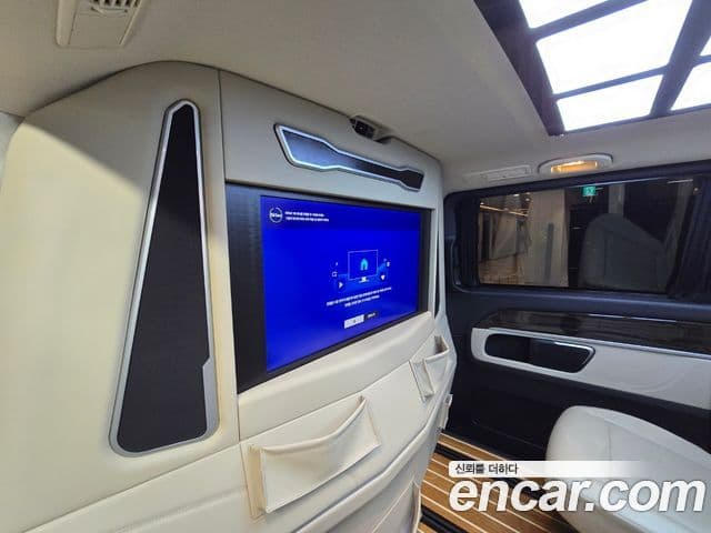 Mercedes-Benz V-Class 2022 — Şəkil 6/20