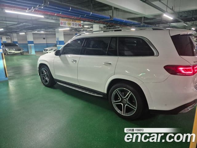 Mercedes-Benz GLS-Class 2022 — Şəkil 8/9