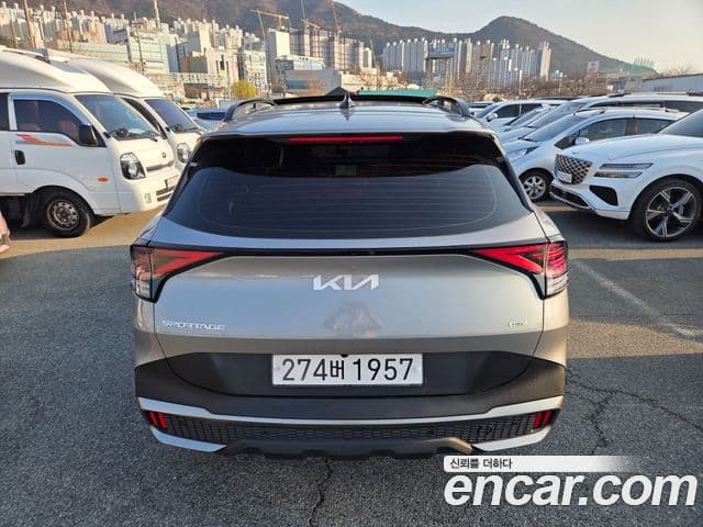 Kia Sportage 2022 — Photo 7/20
