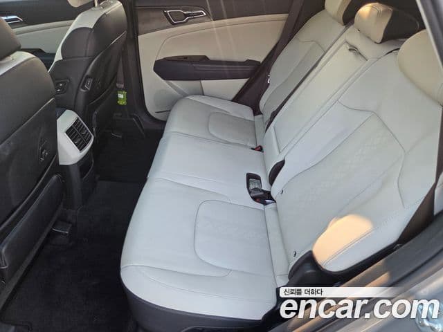 Kia Sportage 2022 — ფოტო 6/20
