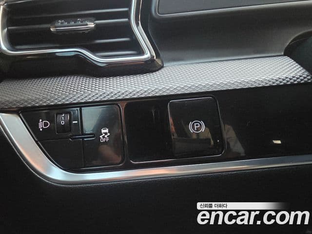 Kia Sportage 2022 — ფოტო 12/18