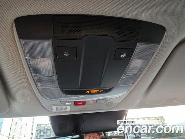 Kia Sportage 2022 — ფოტო 13/18