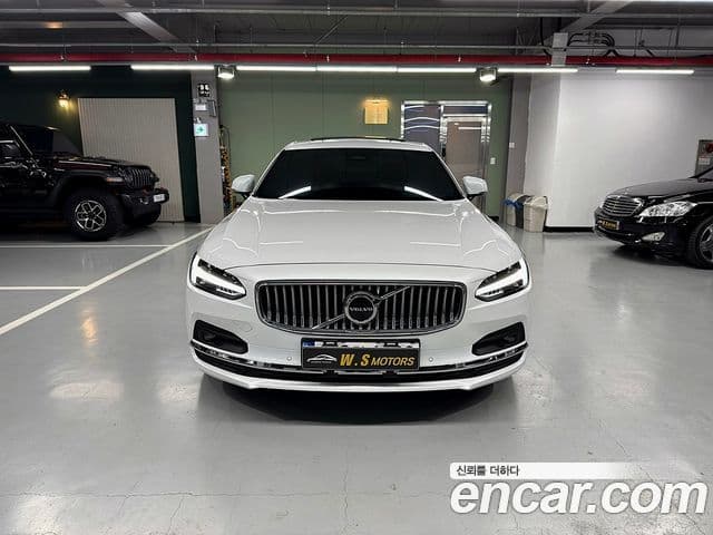 Volvo S90 2023 — ფოტო 1/20