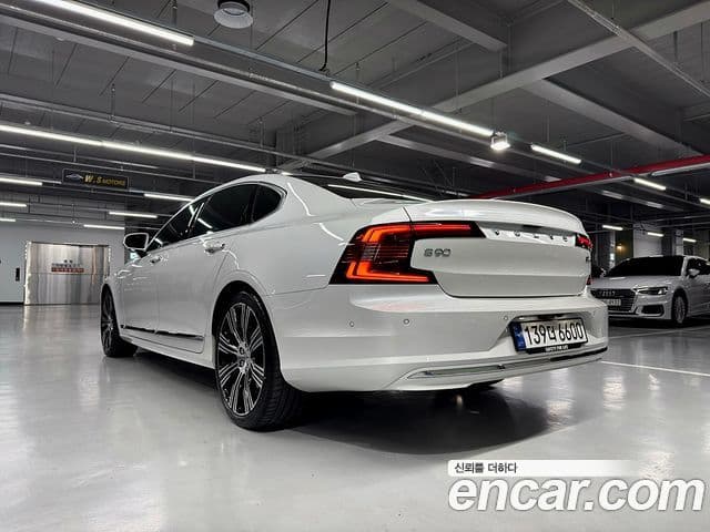 Volvo S90 2023 — ფოტო 5/20