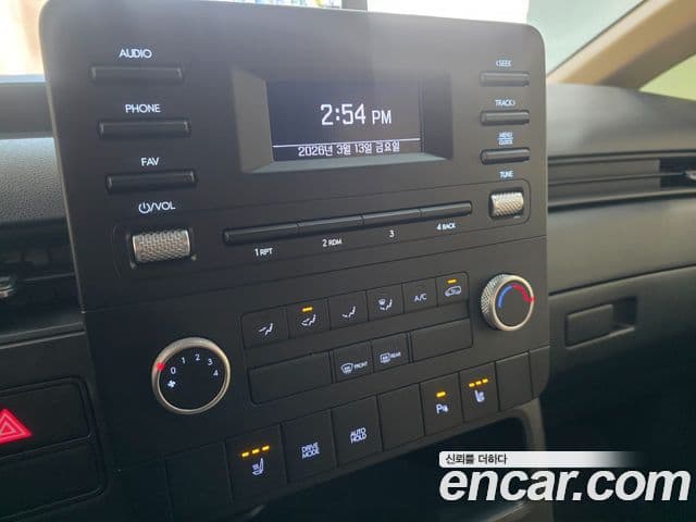 Hyundai Staria 2024 — ფოტო 9/10