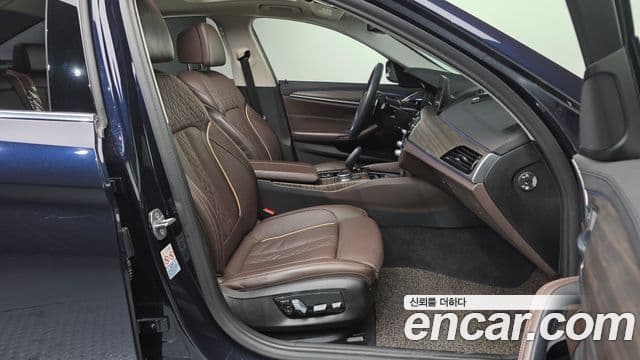 BMW 5 Series 2020 — ფოტო 11/20