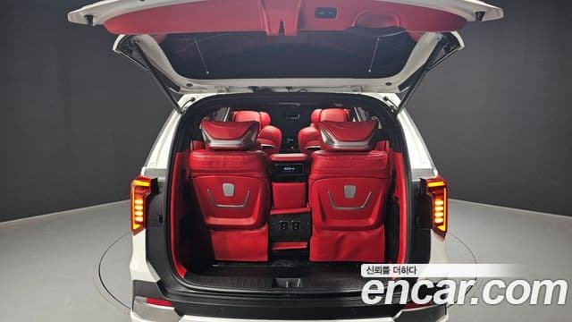 Kia Carnival 2024 — ფოტო 20/20