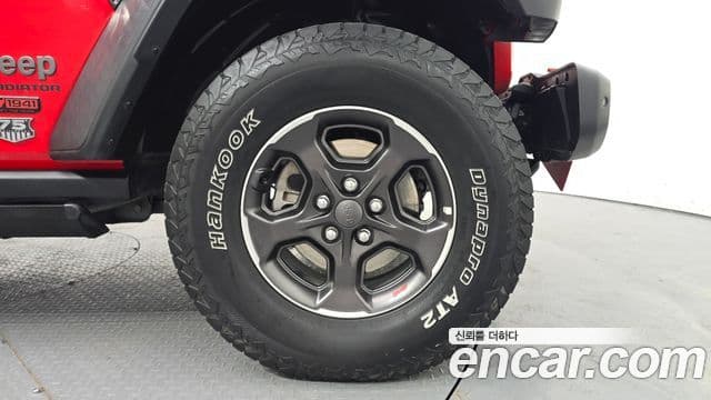 Jeep Gladiator 2021 — Photo 8/20