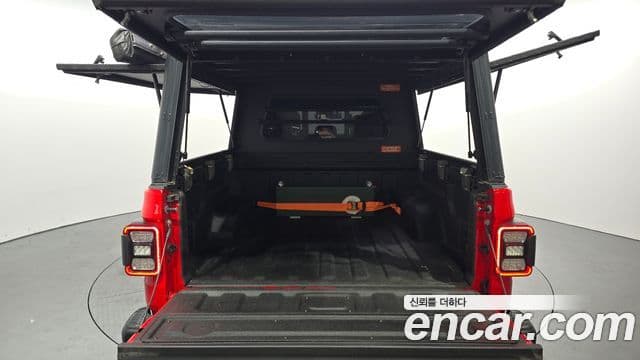 Jeep Gladiator 2021 — Photo 2/20