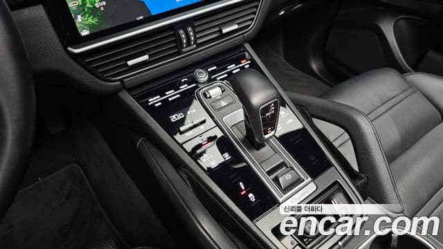 Porsche Cayenne 2019 — Фото 7/20