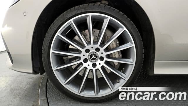 Mercedes-Benz E-Class 2021 — Şəkil 5/20
