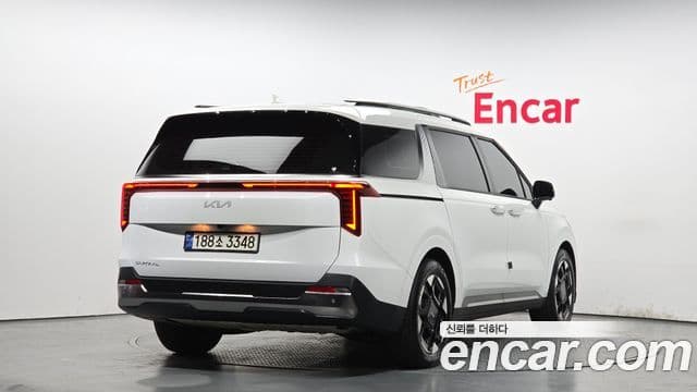Kia Carnival 2024 — ფოტო 2/20