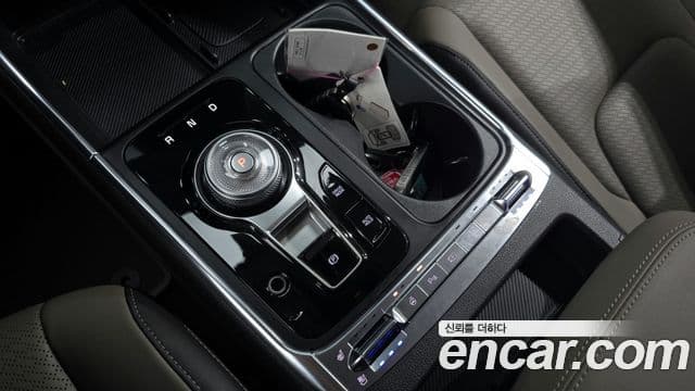 Kia Carnival 2024 — фото 9 из 20