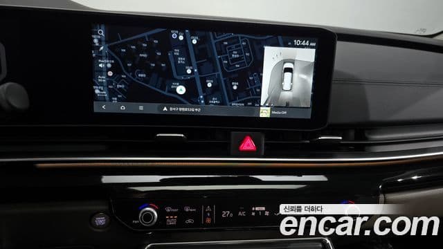 Kia Carnival 2024 — фото 14 из 20